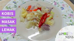 Resepi gulai labu masak lemak putih yang simple dan mudah untuk disediakan kerana tidak perlu tumis. Resepi Labu Masak Lemak Putih Kelantan