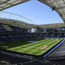 Stadium of the dragon) adalah sebuah stadion sepak bola yang berlokasi di porto, portugal, yang memiliki kapasitas tempat duduk. Bnqnmpfqjed47m
