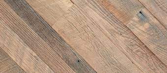 wide plank wood flooring