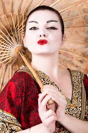 chinese umbrella geisha makeup