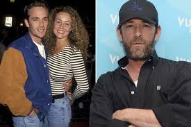 Luke perry was an american actor known predominantly for playing teen heartthrob dylan mckay on the actor luke perry was born october 11, 1966, in fredericktown, ohio. Inside Luke Perry S Unusual Love Life As Fiancee And Ex Wife Were At His Deathbed Irish Mirror Online