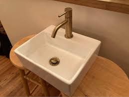 Porcelain Sink Stains Scuffs Cleaning Tips