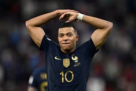 Enrique would love to have three Mbappe's at PSG 