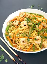 In a wok or frying pan over medium high heat, heat the oil or butter and cook the garlic for 1 minute, or until golden, stirring often. Spicy Shrimp Stir Fry With Noodles My Gorgeous Recipes