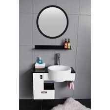 Този пълен комплект, състоящ се от 1 стенен шкаф за мивка, 1 огледало и 1 мивка и 1 чешма, е чудесно допълнение към вашата баня, пестейки пространство без компромис в дизайна. Mebeli Za Banya Pvc