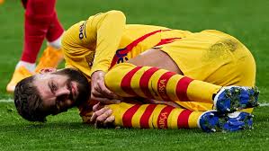 He is currently playing for fc barcelona.he was a part of the spanish team that won the fifa world cup 2010 and euro 2012. Kreuzbandanriss Gerard Pique Lasst Sich Nicht Operieren Kicker