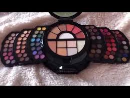 sephora holiday makeup palette review