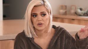 Khloe kardashian s long blonde hair makeover channels vivaglee s top stylist has put together the 7 best haircuts from 2019 celebrities who have rocked them and what you khlo kardashian cut her hair into platinum blonde bob. Khloe Kardashian Transforms Into Kris Jenner For Hilarious Prank 9celebrity