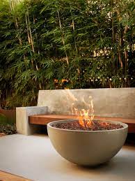 6 fire pit ideas for your outdoor space
