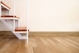 install vinyl plank flooring on stairs