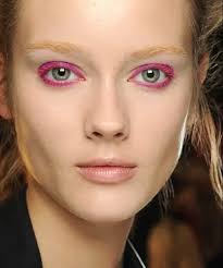 7 weird makeup trends to avoid