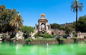 На побережье средиземноморья на иберийском полуострове находится второй по величине город в испании столица каталонии барселона. Dostoprimechatelnosti Barselony Putevoditel Happyinspain