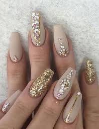 It is not difficult to recreate nail art ideas with gold foil, but the result is so amazing and sophisticated. I Extremely Like A Golden Color And I Think It Can Elevate Each Combination And Even Do The Simplest Glamorou Rhinestone Nails Nail Art Rhinestones Prom Nails