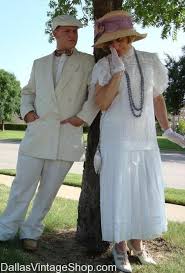couples great gatsby outfits jay