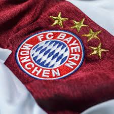Resimde görmüş olduğunuz bu şık formalar ile bayern münih takımını yeni sezon formaları ile birlikte oynayabileceksiniz. Bayern Munich 15 16 Home Kit Soccerbible