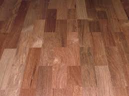 Umumnya, kepingan lantai kayu palet berbentuk persegi panjang sehingga dapat anda susun menyerupai huruf “v” secara memanjang. Merbau Wikipedia Bahasa Indonesia Ensiklopedia Bebas