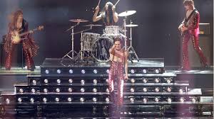 На сцене представители италии — ermal meta & fabrizio moro c песней «non mi avete fatto niente» #italy@eurovision. H3yhsypkufkqjm