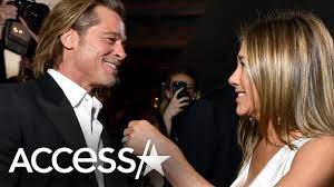 Sean penn scraped together some of hollywood's biggest stars for a virtual table read of the amy heckerling cult classic, written by cameron crowe. Jennifer Aniston Brad Pitt Share Sweet Moment Backstage At 2020 Sag Awards Youtube