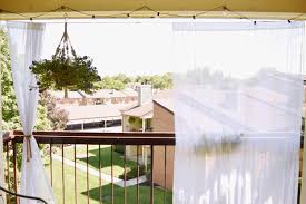 the best way to hang balcony curtains