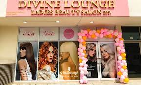 beauty services at divine beauty lounge