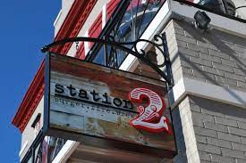 station 2 restaurant review