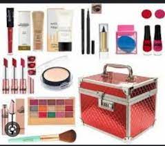 lakme tip tap makeup kit at rs 2000