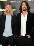 How did Dave Grohl meet Taylor Hawkins?