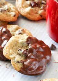 chocolate dipped chocolate chip cookies