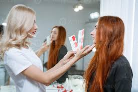 permanent makeup teacher demonstrates