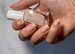 essie gel couture fairy tailor review