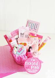 diy pink gift basket free printable