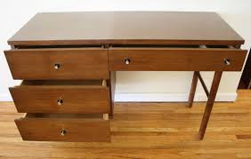 4.4 out of 5 stars 108. Stanley Desk 2 Picked Vintage