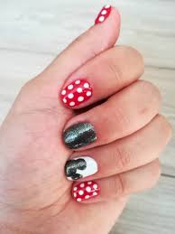 One of our favorite ways to flaunt our disney fever is by doing so with nail art, and guess what? Simple Disney Nail Art Ideas For Mickey Mouse Nails