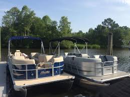 Great Boat Fun Times Review Of Beach House Boat Rentals