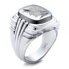custom men s signet ring 101267