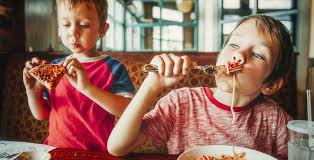 12 awesome kid friendly restaurants to