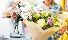 Send flowers with proflowers, a google trusted store rated a in excellent service and reliable shipping. Flower Symbolism Can You Send Flowers During Lockdown Which Flowers Should I Send Express Co Uk