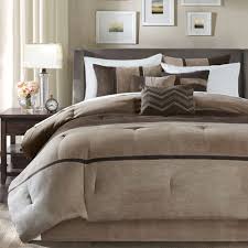 Modern Comforter Set Pillows