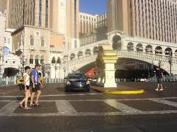 rialto bridge at the venetian hotel