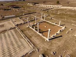 ANCIENT PELLA – The areas and the monuments – KINGDOM OF MACEDON – THE  PALACE OF PELLA