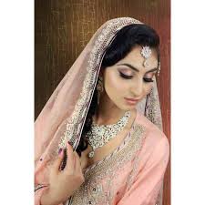 leading wedding makeup artist and