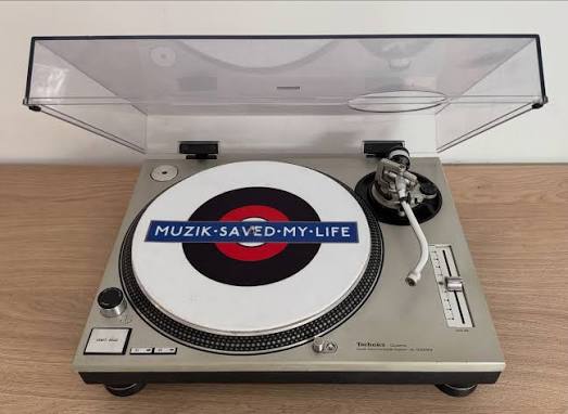 Technics SL-1200MK2