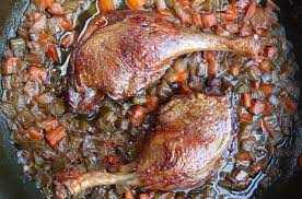 crisp braised duck legs with aromatic