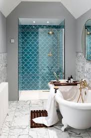 choose tiles for a small bathroom