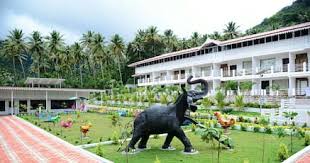 hotels with restaurant in courtallam