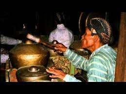 Karena sampai saat ini masih sering digunakan oleh banyak kalangan. Gending Musik Jawa Gamelan Jawa Javanese Gamelan Youtube