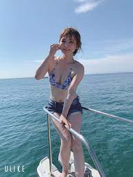 画像・写真 | 中川翔子、水着姿で海を満喫 「セクシーなしょこたんはレア」とファン感激 1枚目 | ORICON NEWS