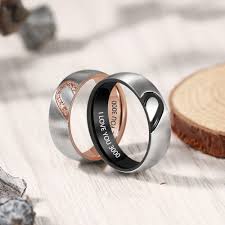 couple rings with custom names inside