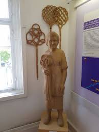 giant carpet beater picture of