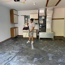 painting of concrete floors in the garage
